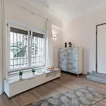 Blue Mermaid Of Stresa Pet Friendly - Happy Rentals Apartment *