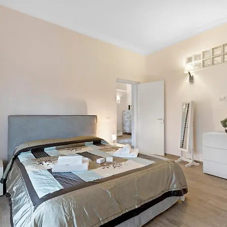 Blue Mermaid Of Stresa - Happy Rentals Apartament *