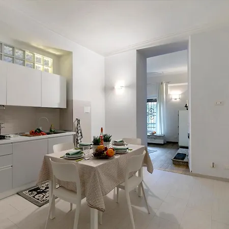Blue Mermaid Of Stresa - Happy Rentals * Stresa