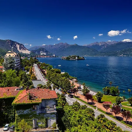 Blue Mermaid Of Stresa - Happy Rentals Stresa