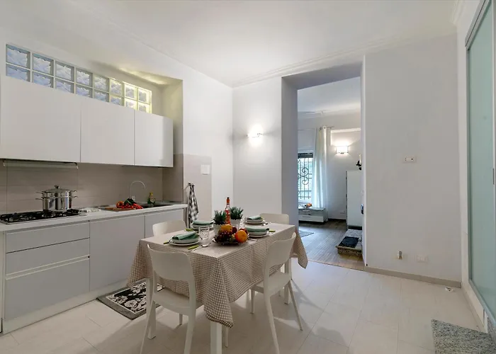 Blue Mermaid Of Stresa Pet Friendly - Happy Rentals * Stresa