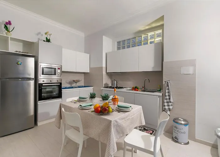 Blue Mermaid Of Stresa Pet Friendly - Happy Rentals Apartment Stresa